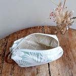 Trousse de toilette Grosses fleurs vertes et blanc